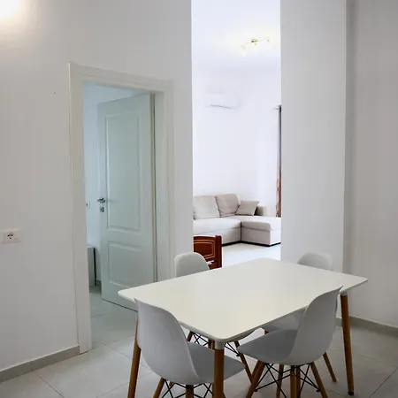 A Parti Apartments * Golem (Tirana)