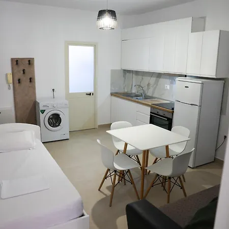 Golem Central Apartments Apartment *