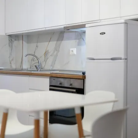 A Parti Apartments * Golem (Tirana)