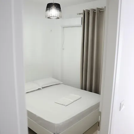Appartamento A Parti Apartments *