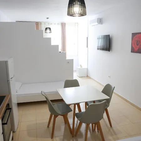 Appartamento A Parti Apartments Golem (Tirana)