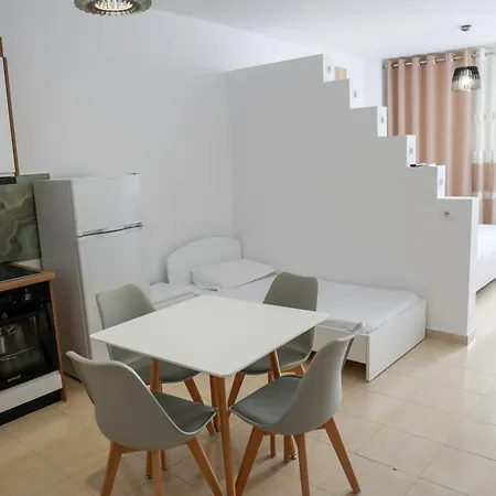 Appartamento A Parti Apartments *