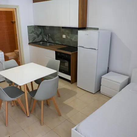 Golem Central Apartments * Golem (Tirana)
